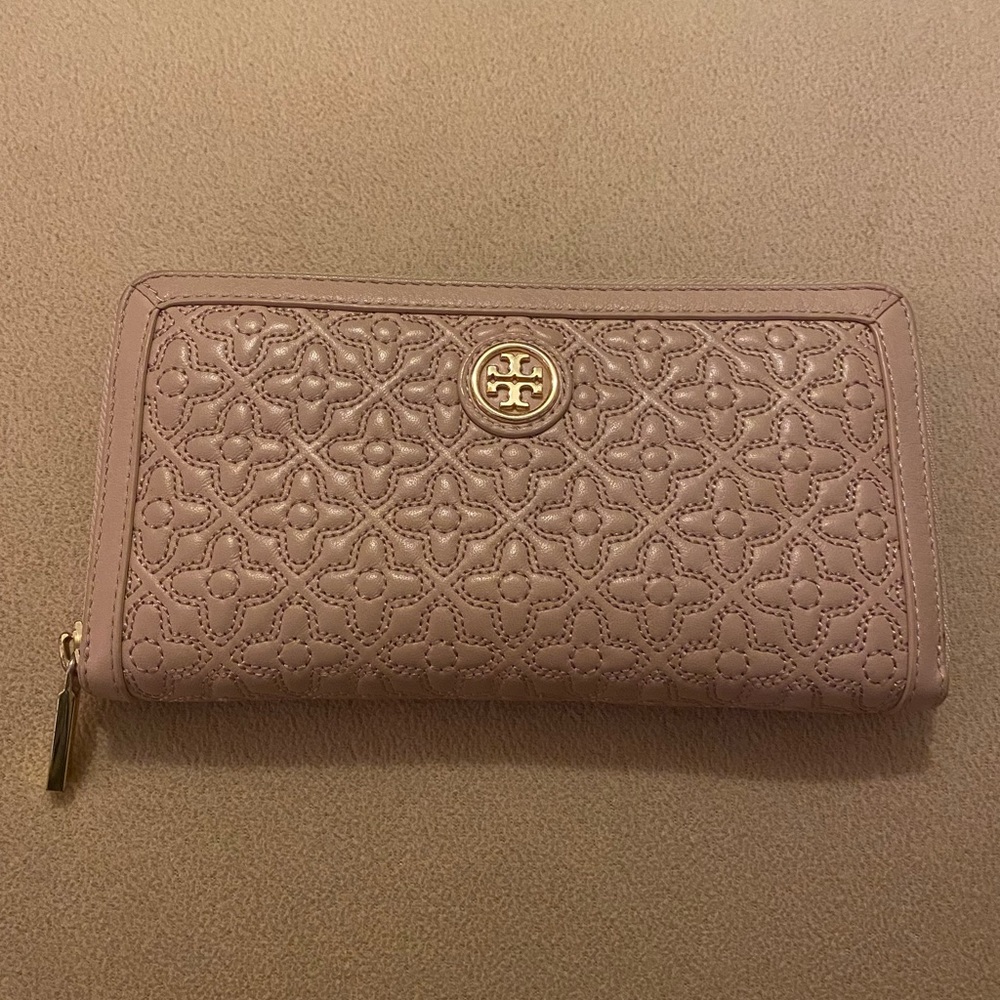 Tory Burch Bryant Zip Continental Wallet